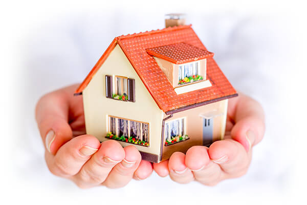 Abby-Services-In-Home-Care-In-good-hands Two hands holding a house, in good care in Fort Myers and Cape Coral